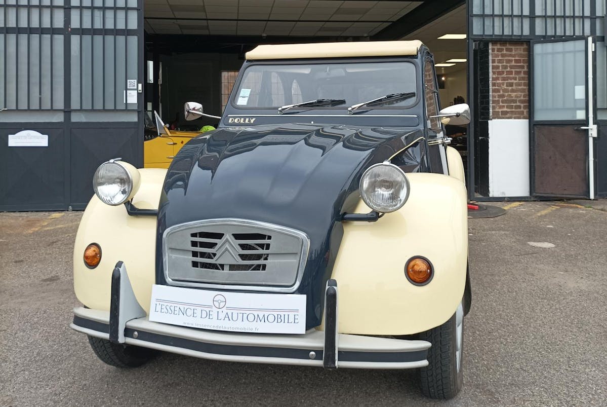 Citroën 2 CV RELOOKING DOLLY