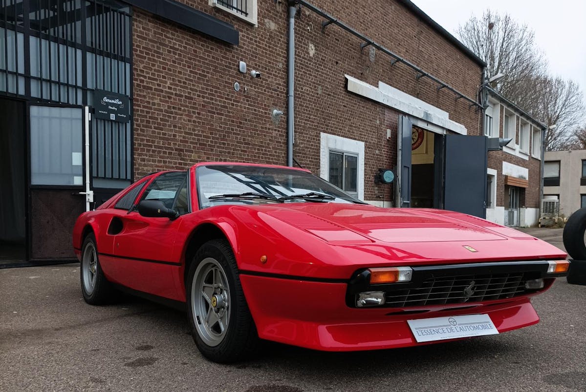 FERRARI 308 GTSI QUATTROVALVOLE