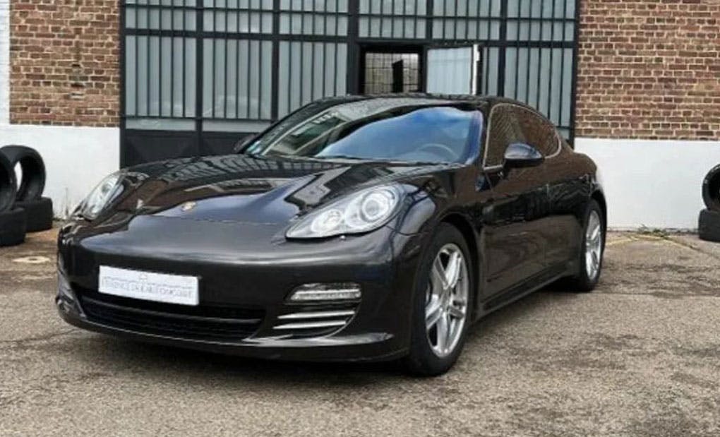 PORSCHE Panamera 4s