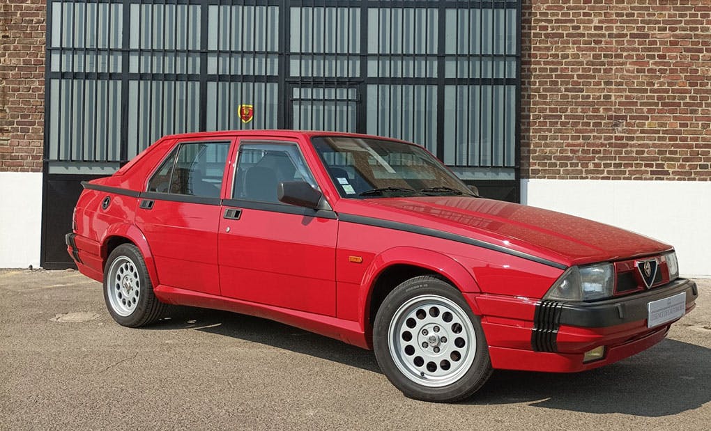ALFA-ROMEO 75 Turbo QV América