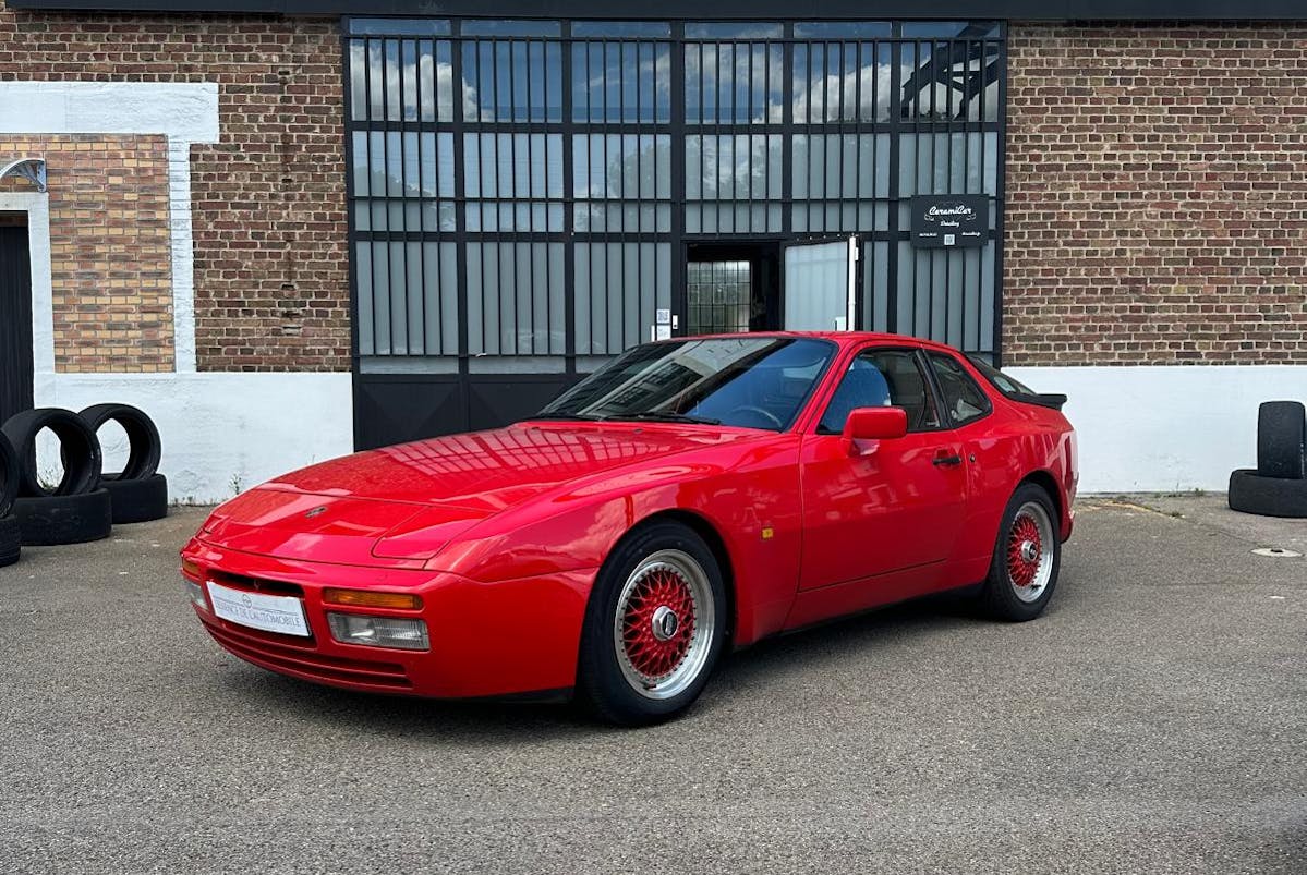 PORSCHE 944 TURBO TARGA